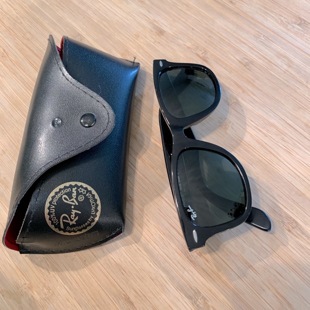 Ray-Ban Wayfarer Sunglasses unisex